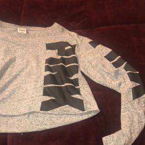 Pink long-sleeve crop top